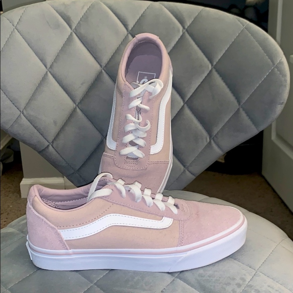 Light pink Vans